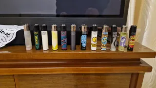 Lotto 48 accendini Clipper