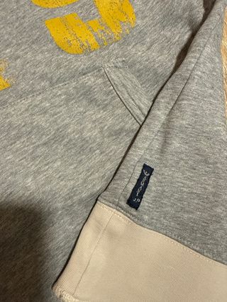 Sudadera Armani Jeans gris y amarilla