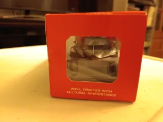 Réplica Bugatti 1:32 Chirón La Voiture Noire