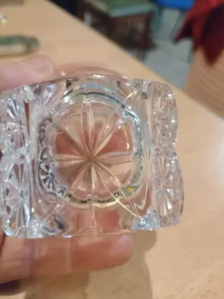 Carrinho de bebê em cristal