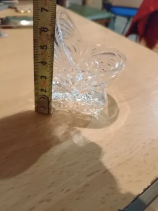 Carrinho de bebê em cristal