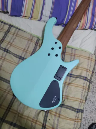 Bajo zurdo Ibanez EHB 1005 MS