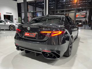 Alfa Romeo Giulia Quadrifoglio 2018