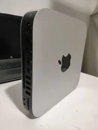 Apple Mac Mini  Dual2Core 8Ram