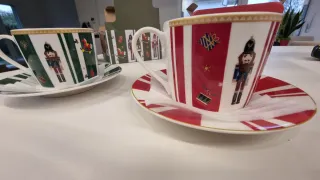 Coppia tazze natalizie con piattino