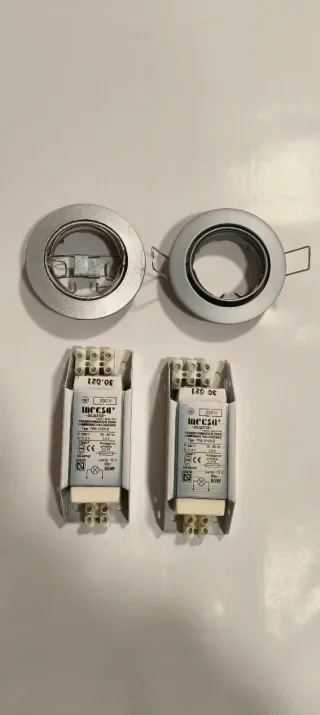 Focos empotrables y transformadores