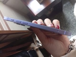 iPhone 12 Morado 64GB