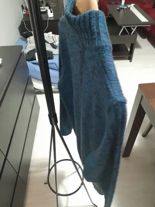 Bonito jersey Inside azul hombre, como nuevo.