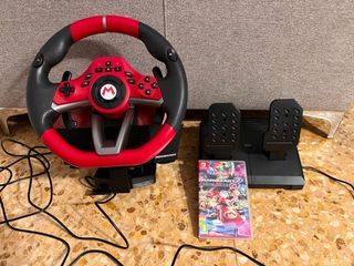 Volante Mario Kart 8 Deluxe y juego Nintendo Switc