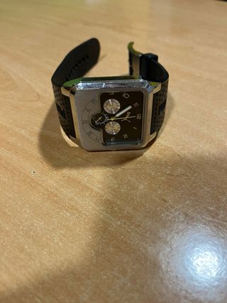 Reloj Puma Negro y Plateado Poco Uso