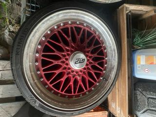 Llantas R17 con neumáticos