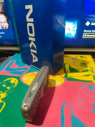 Nokia 3310 con caja Libre