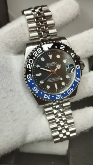 Reloj Seiko Mod GMT-Master II Batgirl Azul Negro