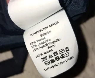 Falda Purificación García lunares y flores