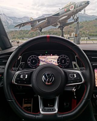 Volkswagen Golf GTi TCR