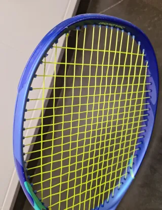 Yonex Ezone 100L 2025