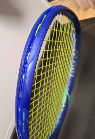 Yonex Ezone 100L 2025