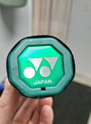 Yonex Ezone 100L 2025