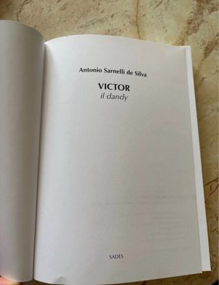 Libro Victor il dandy