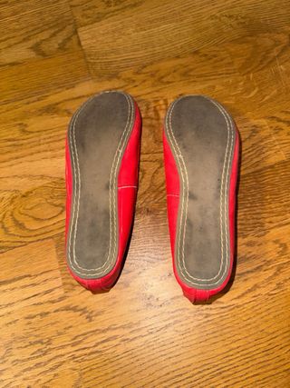 Manoletinas de Piel con Lazo - Rojas / Talla 38