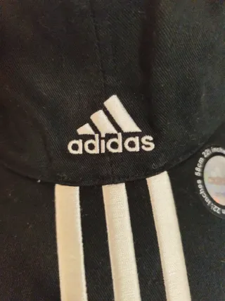 Gorra Adidas Negra