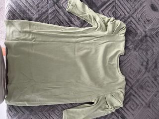 Jersey verde manga larga