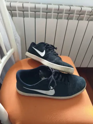 Zapatillas Nike ST Negras