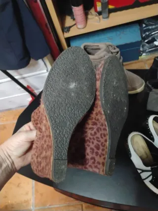 Lote 39: 4 pares de zapatos