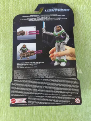 Figura Disney Pixar Izzy Hawthorne