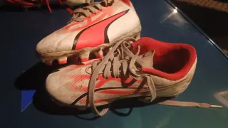 Scarpe da calcio Puma n. 30