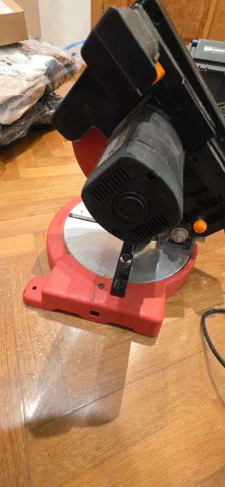 Ingletadora Circular BUDGET 210mm