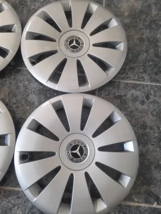 Tapacubos Mercedes R15 (4 unidades)