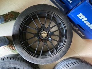 Llantas Golf 5x100 17” Negras 225-45-17