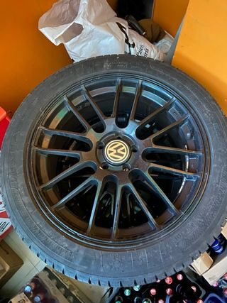 Llantas Golf 5x100 17” Negras 225-45-17