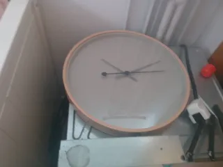 Reloj de pared redondo