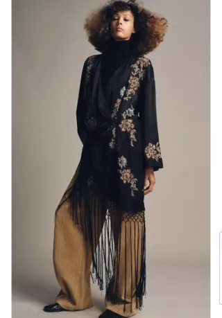 Kimono M/L bordados flores flecos