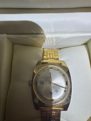 Reloj Mortima Automático Dorado