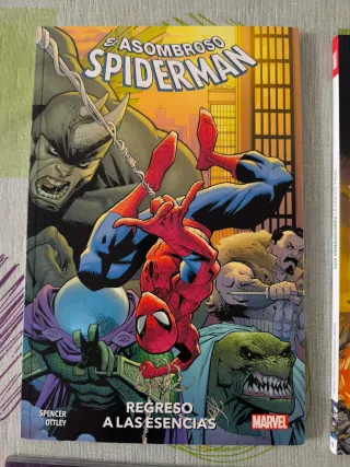 4 Marvel Premiere HULK SPIDERMAN VENGADORES