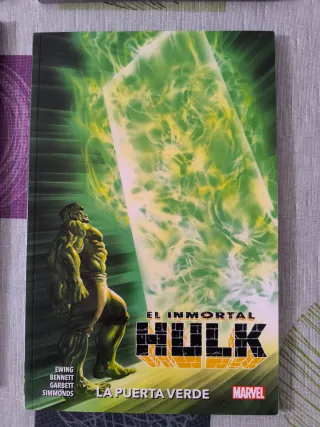 4 Marvel Premiere HULK SPIDERMAN VENGADORES