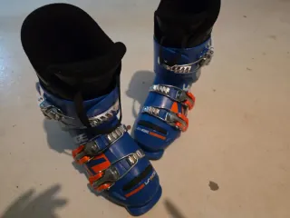 Bota esquí niño Lange T240mm