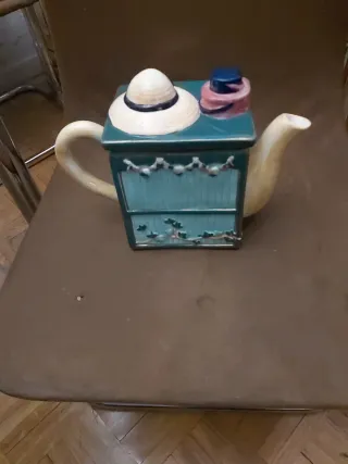 Cafetera con Reloj Decorativa