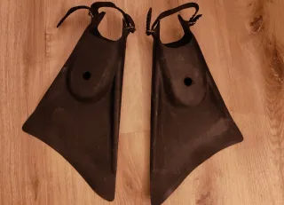 Aletas de buceo antiguas