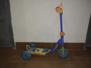 Bicicleta rosa y Patinete azul y amarillo Infantil