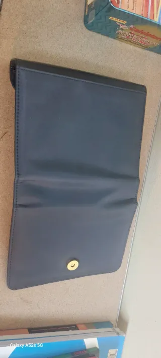 Organizer in pelle nero e multicolore