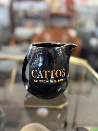 Lote de jarras vintage de whisky escocés