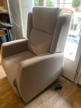 Sillón eléctrico beige