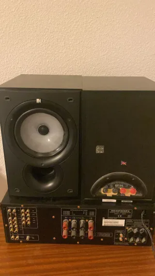 Amplificador Marantz y Altavoces KEF