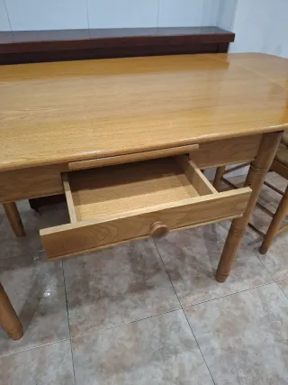 Mesa extensible y 2 Sillas Cocina Madera