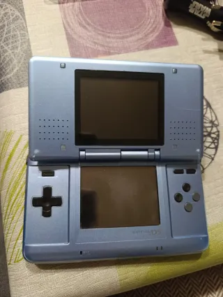Nintendo DS Fat Azul + Accesorios y Juegos