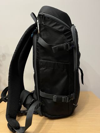 Mochila Tenba Solstice 12L Negra y Azul